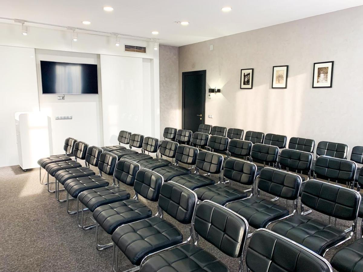 Reikartz Sky Almaty Otel Dış mekan fotoğraf