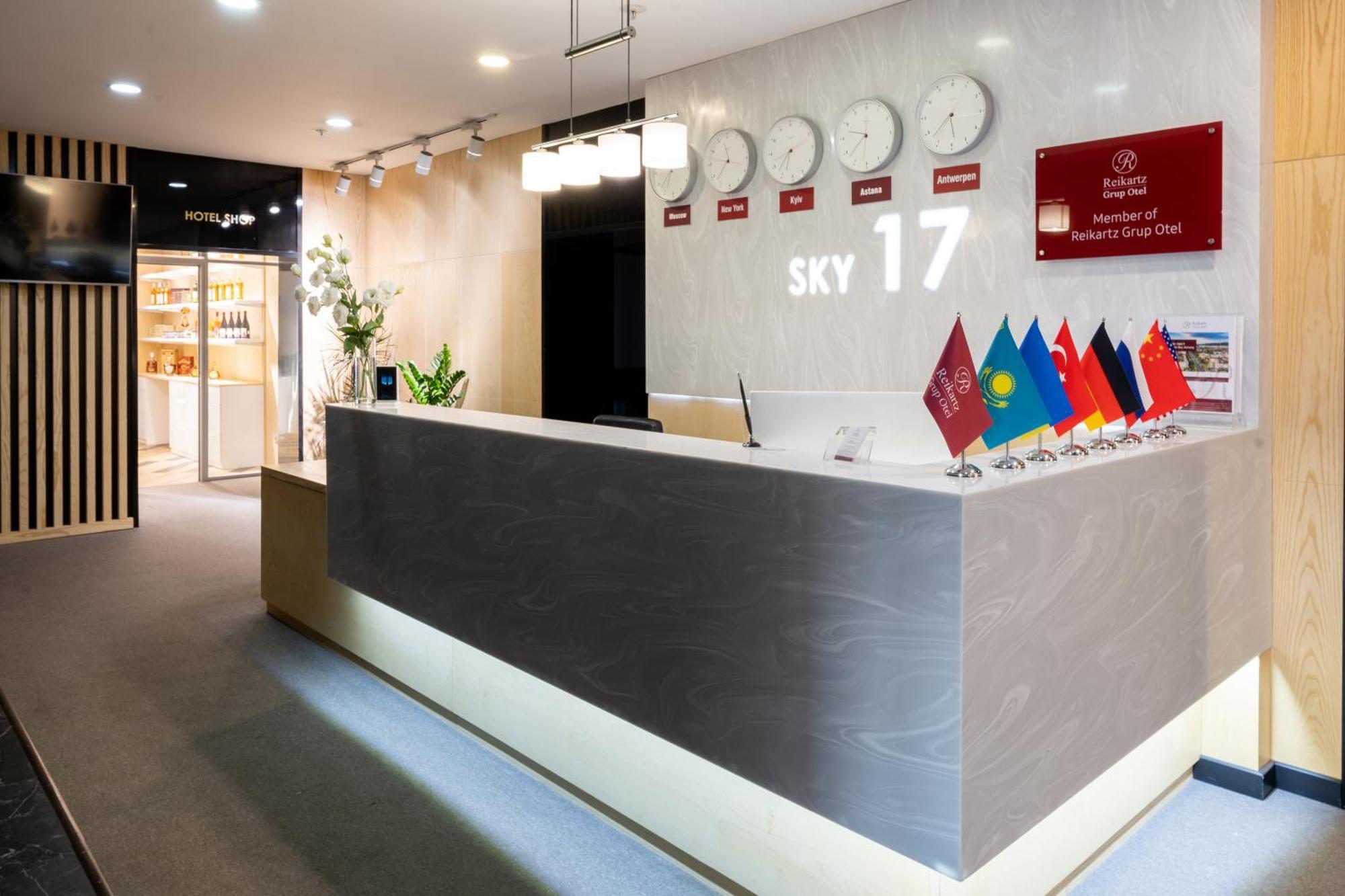Reikartz Sky Almaty Otel Dış mekan fotoğraf