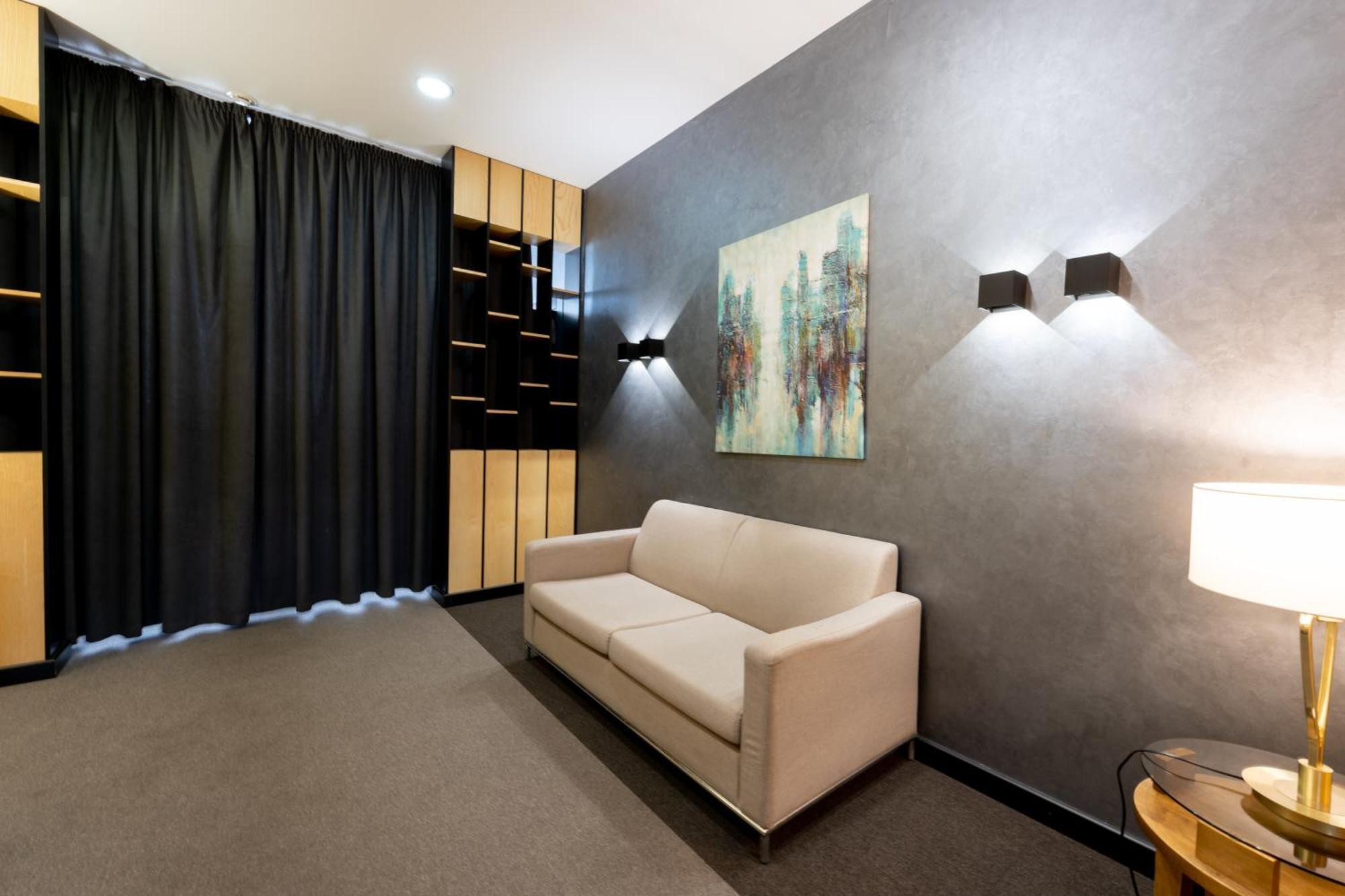 Reikartz Sky Almaty Otel Dış mekan fotoğraf
